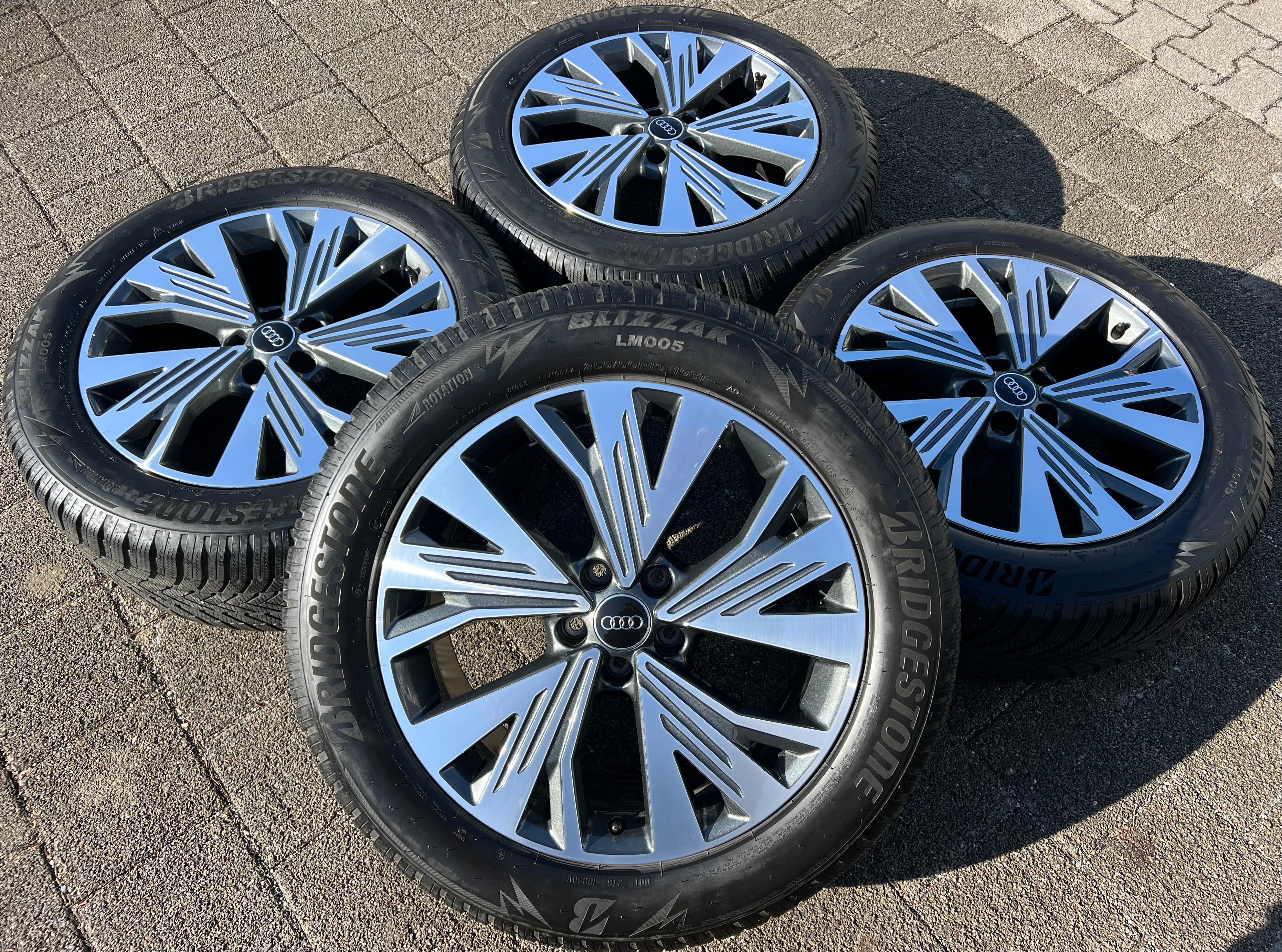 4 ORIGINAL 19" ALU WINTERRÄDER AUDI Q4 E-TRON 235/55R19 101T 255/50R19 103T 2024